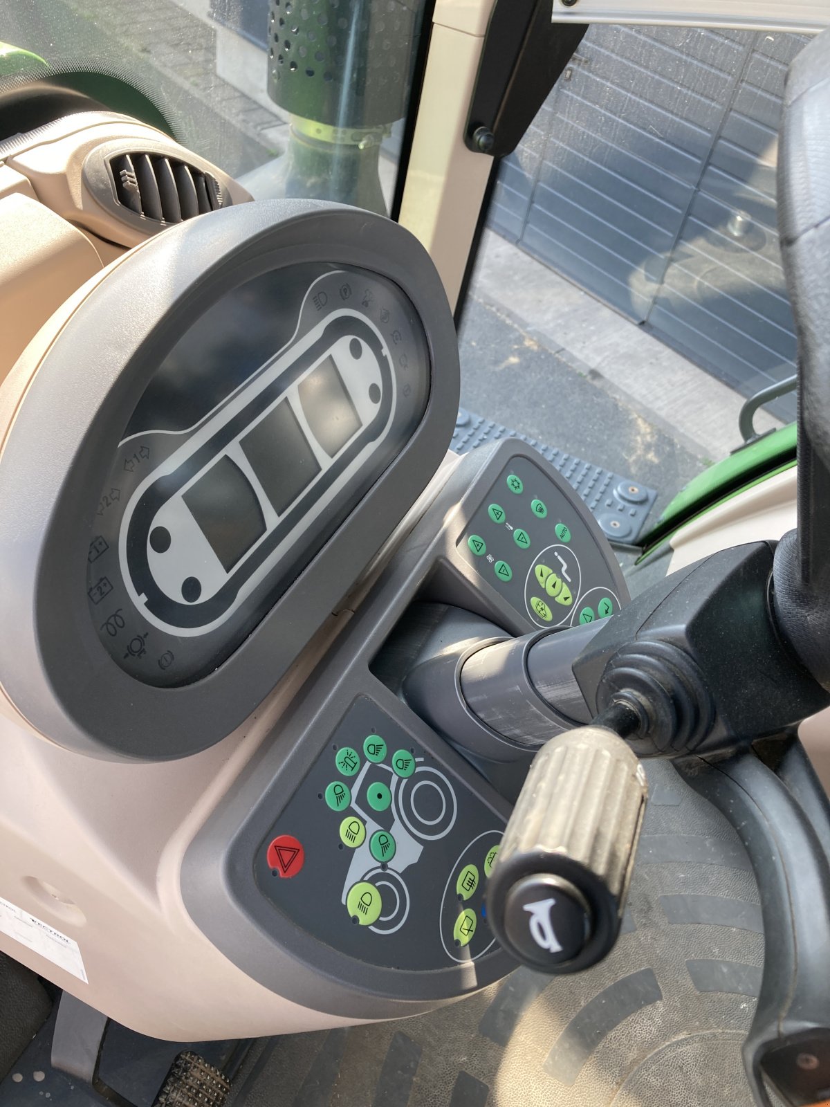 Traktor типа Fendt 828 Vario S4 Profi Plus *Motor neu* RTK, Gebrauchtmaschine в Wülfershausen an der Saale (Фотография 18)