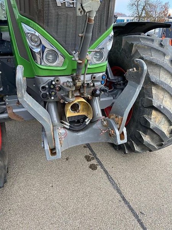 Traktor des Typs Fendt 828 Vario S4 Profi Plus, Gebrauchtmaschine in Bellenberg (Bild 4)