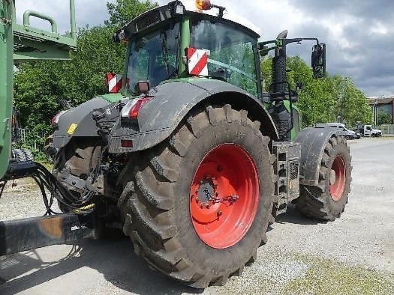 Traktor van het type Fendt 828 Vario S4 Profi Plus, Gebrauchtmaschine in Bellenberg (Foto 3)