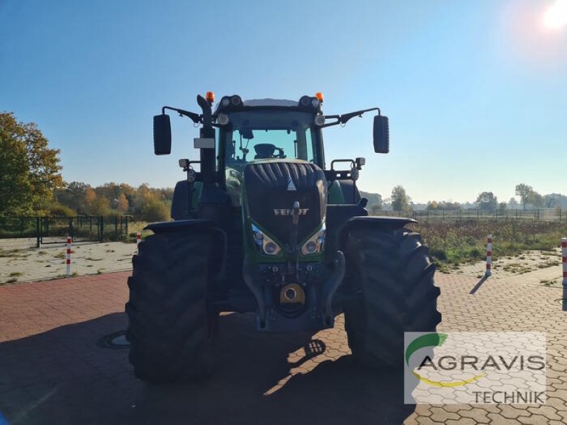 Traktor typu Fendt 828 VARIO S4 PROFI PLUS, Gebrauchtmaschine w Schneverdingen (Zdjęcie 2)