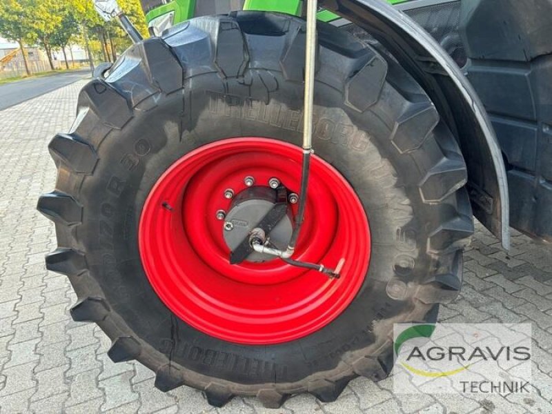 Traktor van het type Fendt 828 VARIO S4 PROFI PLUS, Gebrauchtmaschine in Meppen (Foto 18)