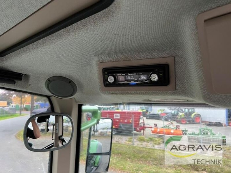 Traktor van het type Fendt 828 VARIO S4 PROFI PLUS, Gebrauchtmaschine in Meppen (Foto 16)