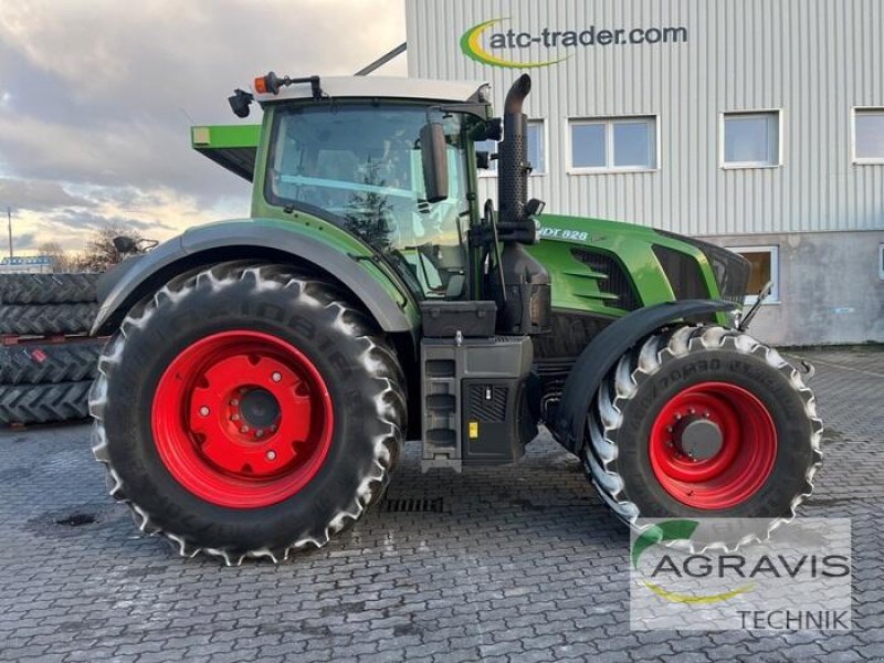 Traktor van het type Fendt 828 VARIO S4 PROFI PLUS, Gebrauchtmaschine in Calbe / Saale (Foto 7)