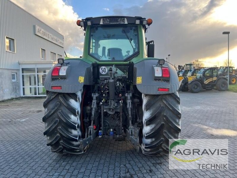 Traktor van het type Fendt 828 VARIO S4 PROFI PLUS, Gebrauchtmaschine in Calbe / Saale (Foto 4)