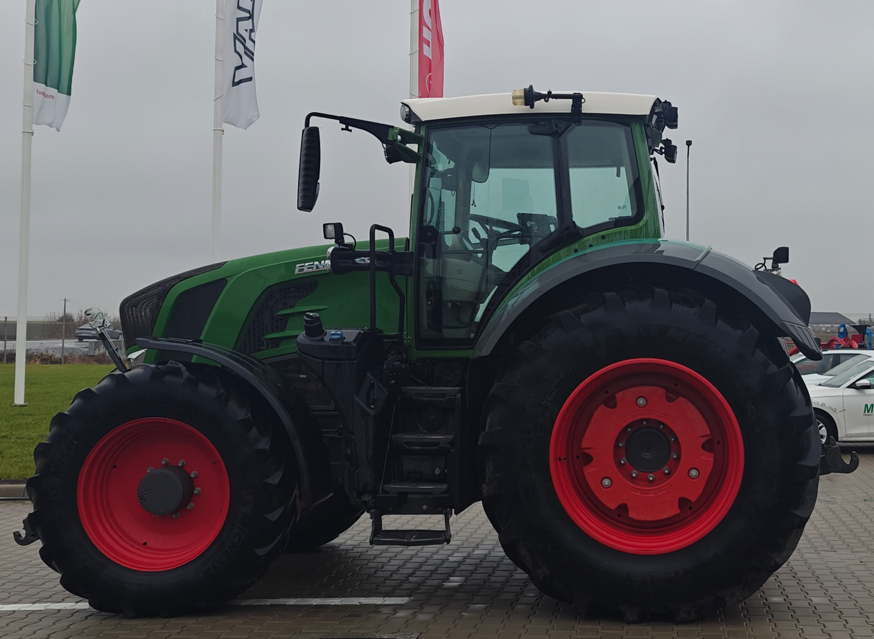 Traktor tip Fendt 828 Vario S4 Profi Plus, Gebrauchtmaschine in Orţişoara (Poză 3)