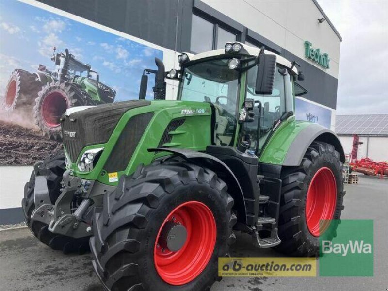 Traktor of the type Fendt 828 VARIO S4 PROFI PLUS, Gebrauchtmaschine in Obertraubling (Picture 1)