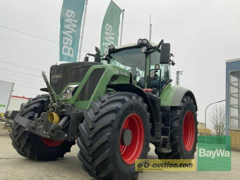 Traktor of the type Fendt 828 VARIO S4 PROFI PLUS, Gebrauchtmaschine in Obertraubling (Picture 1)