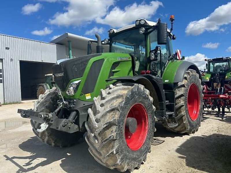 Traktor of the type Fendt 828 VARIO S4 PROFI PLUS, Gebrauchtmaschine in Monferran-Savès (Picture 1)