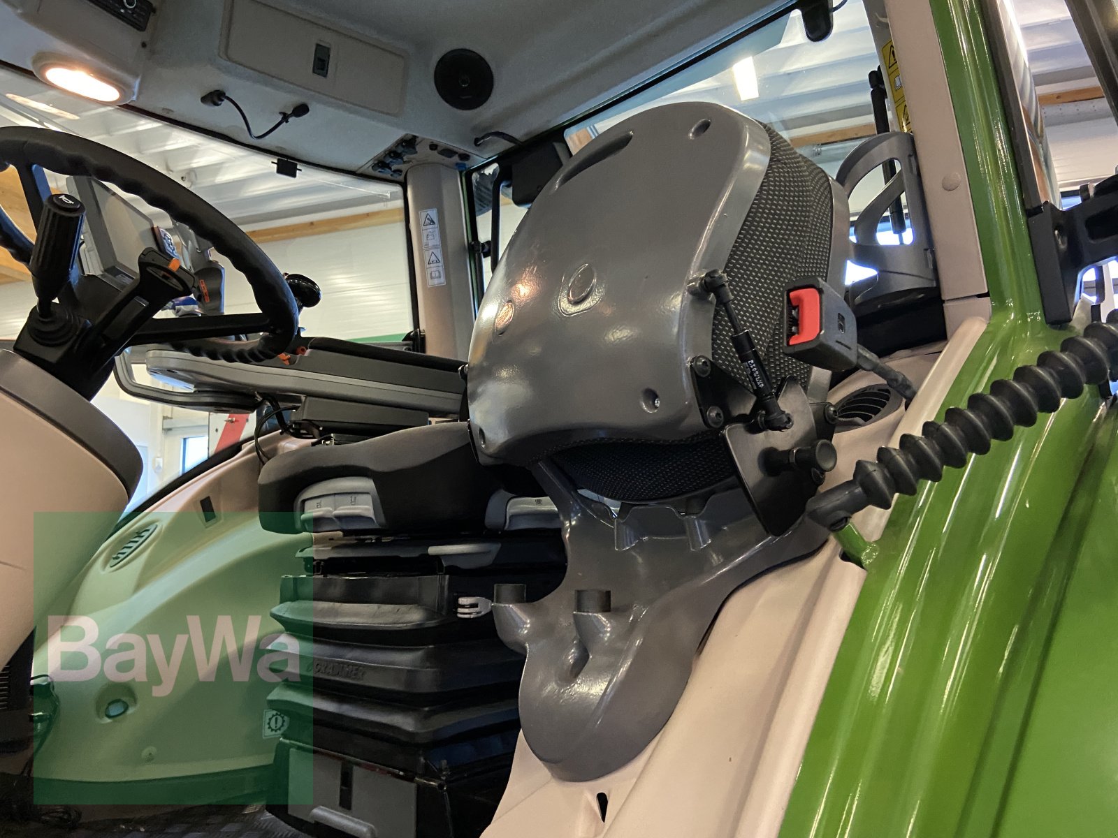 Traktor des Typs Fendt 828 Vario S4 Profi Plus, Gebrauchtmaschine in Bamberg (Bild 13)