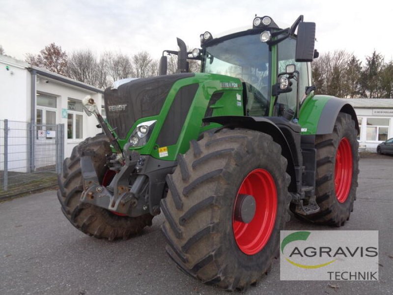 Traktor of the type Fendt 828 VARIO S4 PROFI PLUS, Gebrauchtmaschine in Nartum (Picture 3)