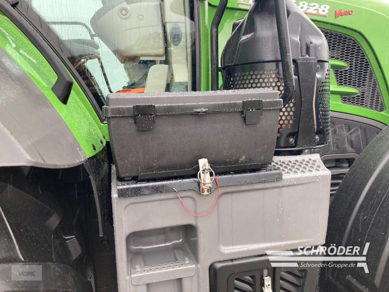 Traktor typu Fendt 828 VARIO S4  PROFI PLUS, Gebrauchtmaschine v Wildeshausen (Obrázok 15)