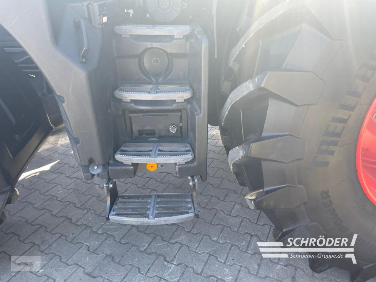 Traktor des Typs Fendt 828 VARIO S4 PROFI PLUS, Gebrauchtmaschine in Langförden (Bild 15)