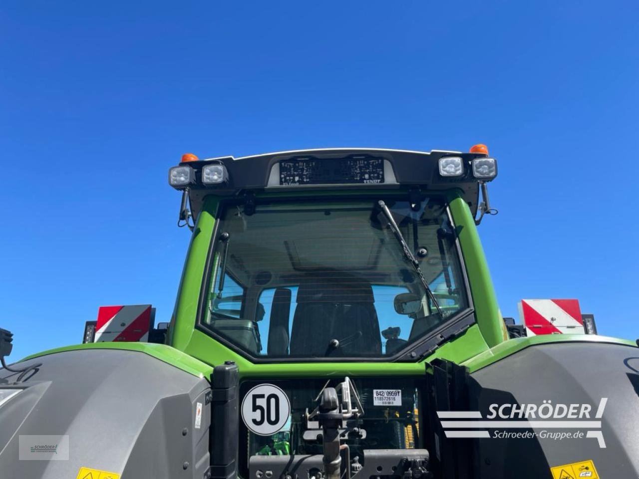 Traktor van het type Fendt 828 VARIO S4 PROFI PLUS, Gebrauchtmaschine in Langförden (Foto 17)