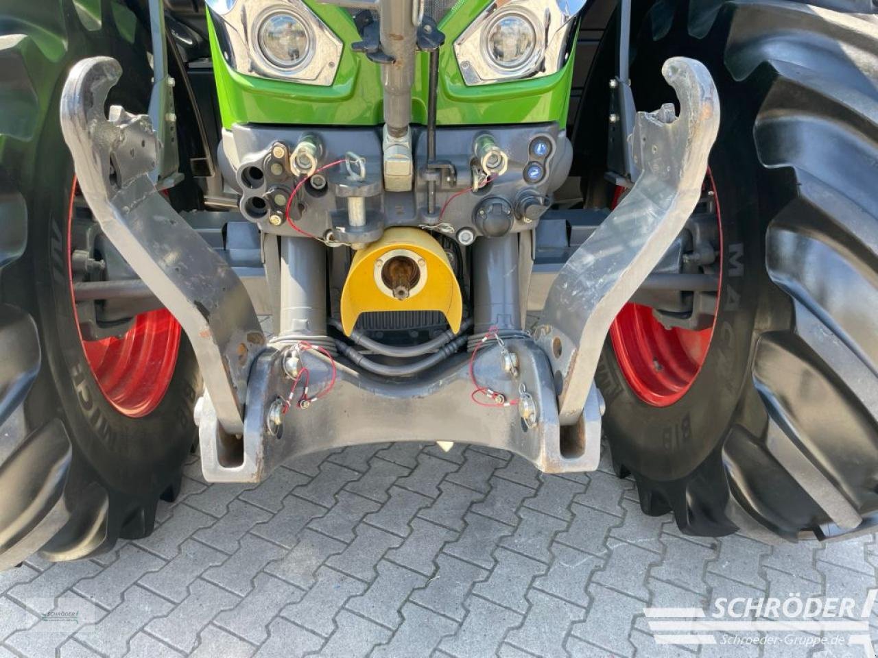 Traktor tip Fendt 828 VARIO S4 PROFI PLUS, Gebrauchtmaschine in Völkersen (Poză 8)