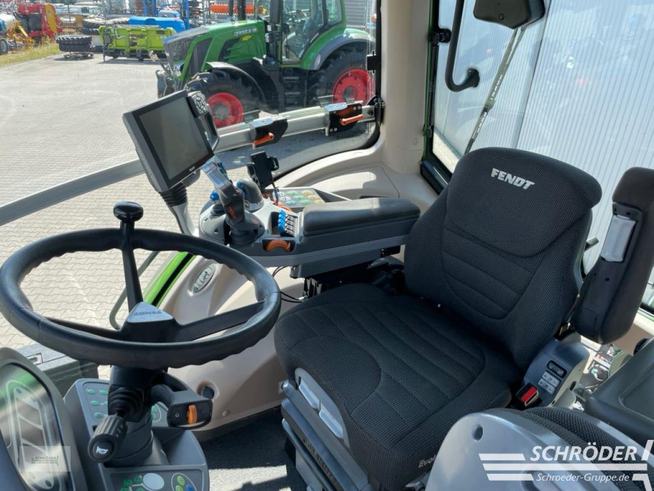 Traktor del tipo Fendt 828 VARIO S4 PROFI PLUS, Gebrauchtmaschine en Wildeshausen (Imagen 11)