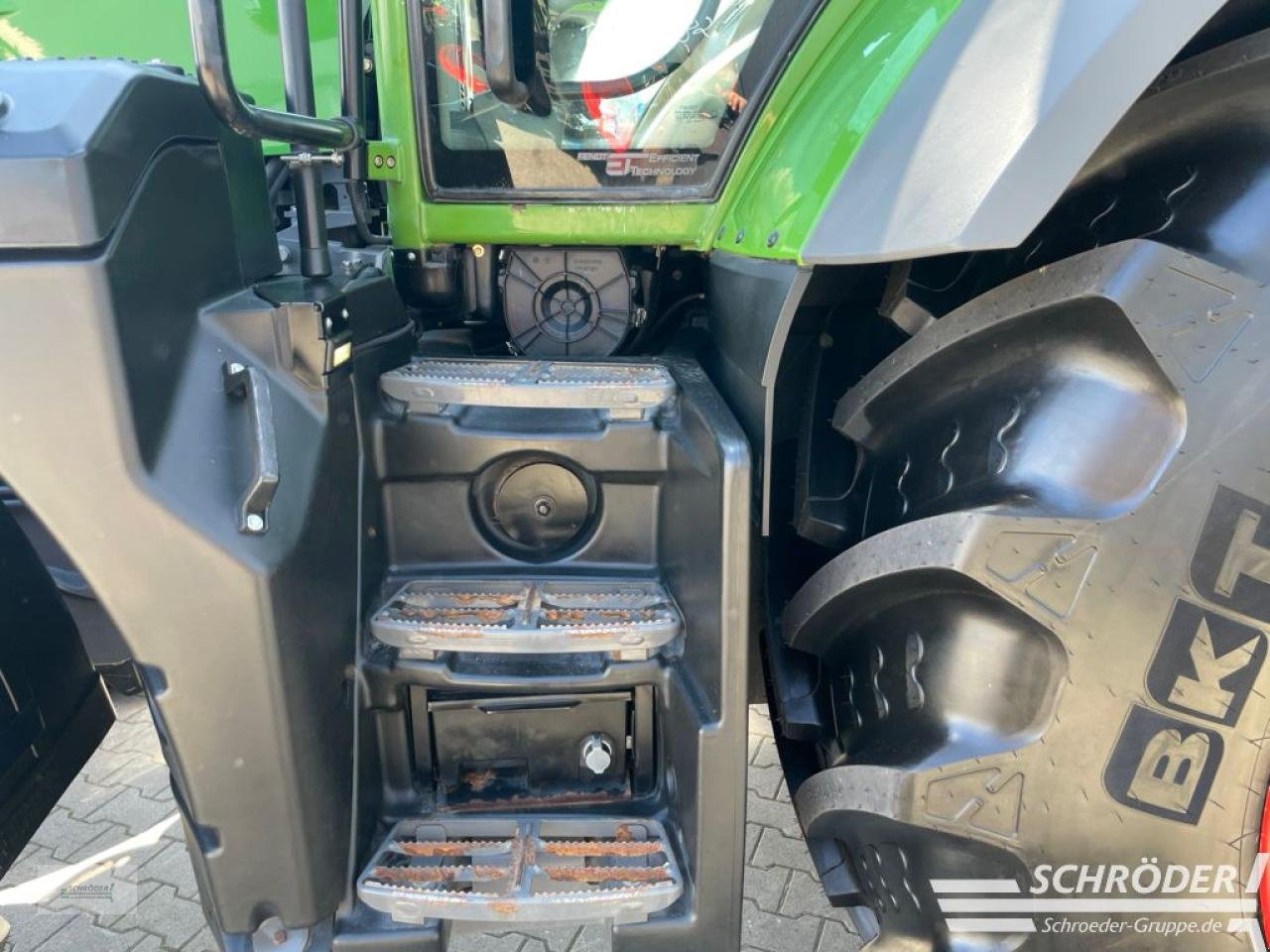 Traktor typu Fendt 828 VARIO S4 PROFI PLUS, Gebrauchtmaschine v Wildeshausen (Obrázok 16)