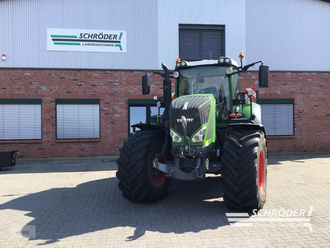 Traktor van het type Fendt 828 VARIO S4 PROFI PLUS, Gebrauchtmaschine in Friedland (Foto 20)