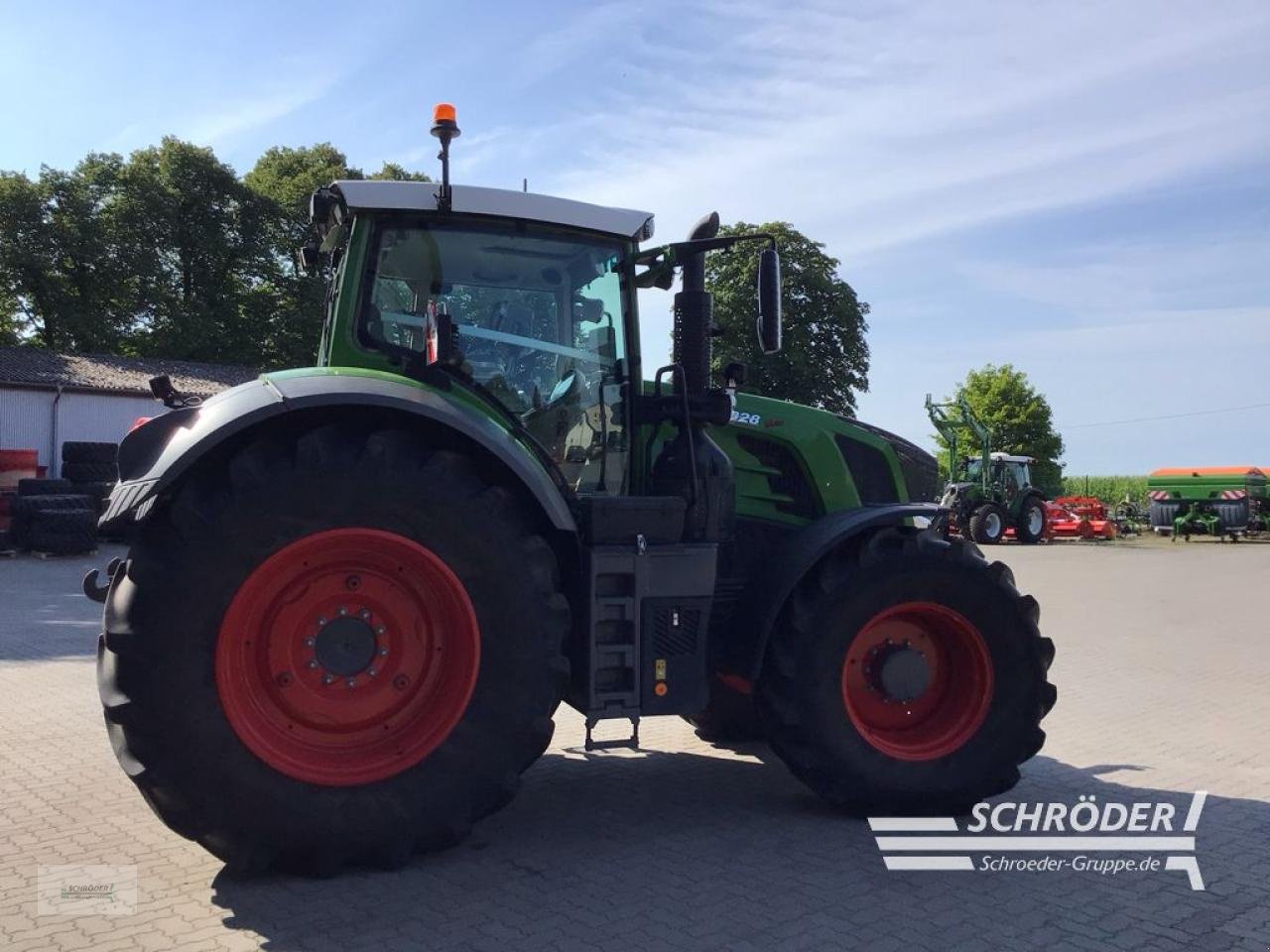 Traktor tip Fendt 828 VARIO S4 PROFI PLUS, Gebrauchtmaschine in Friedland (Poză 24)