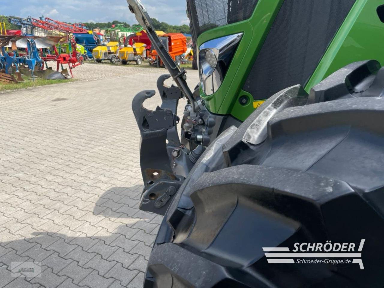 Traktor van het type Fendt 828 VARIO S4 PROFI PLUS, Gebrauchtmaschine in Wildeshausen (Foto 9)