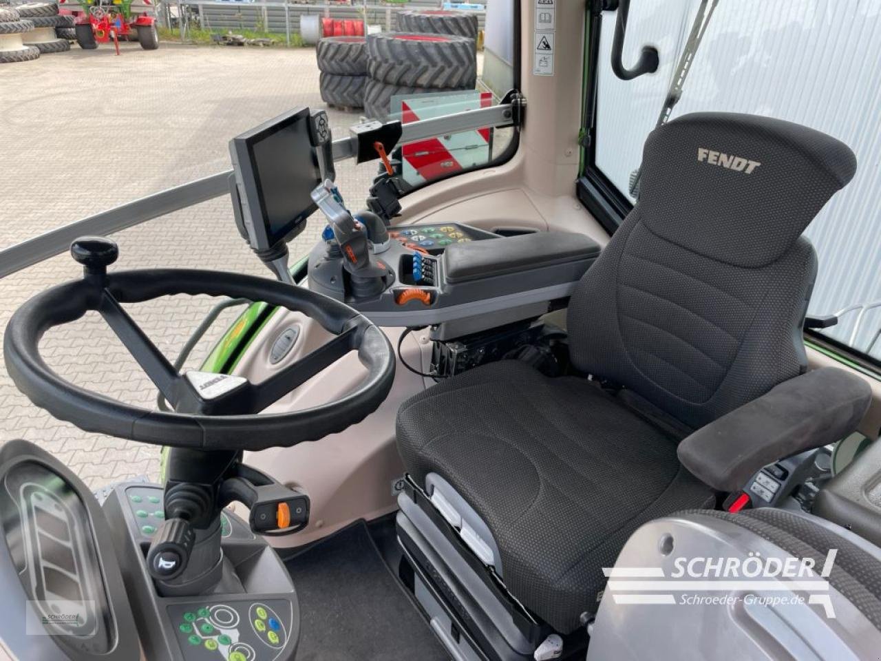 Traktor del tipo Fendt 828 VARIO S4 PROFI PLUS, Gebrauchtmaschine In Wildeshausen (Immagine 11)