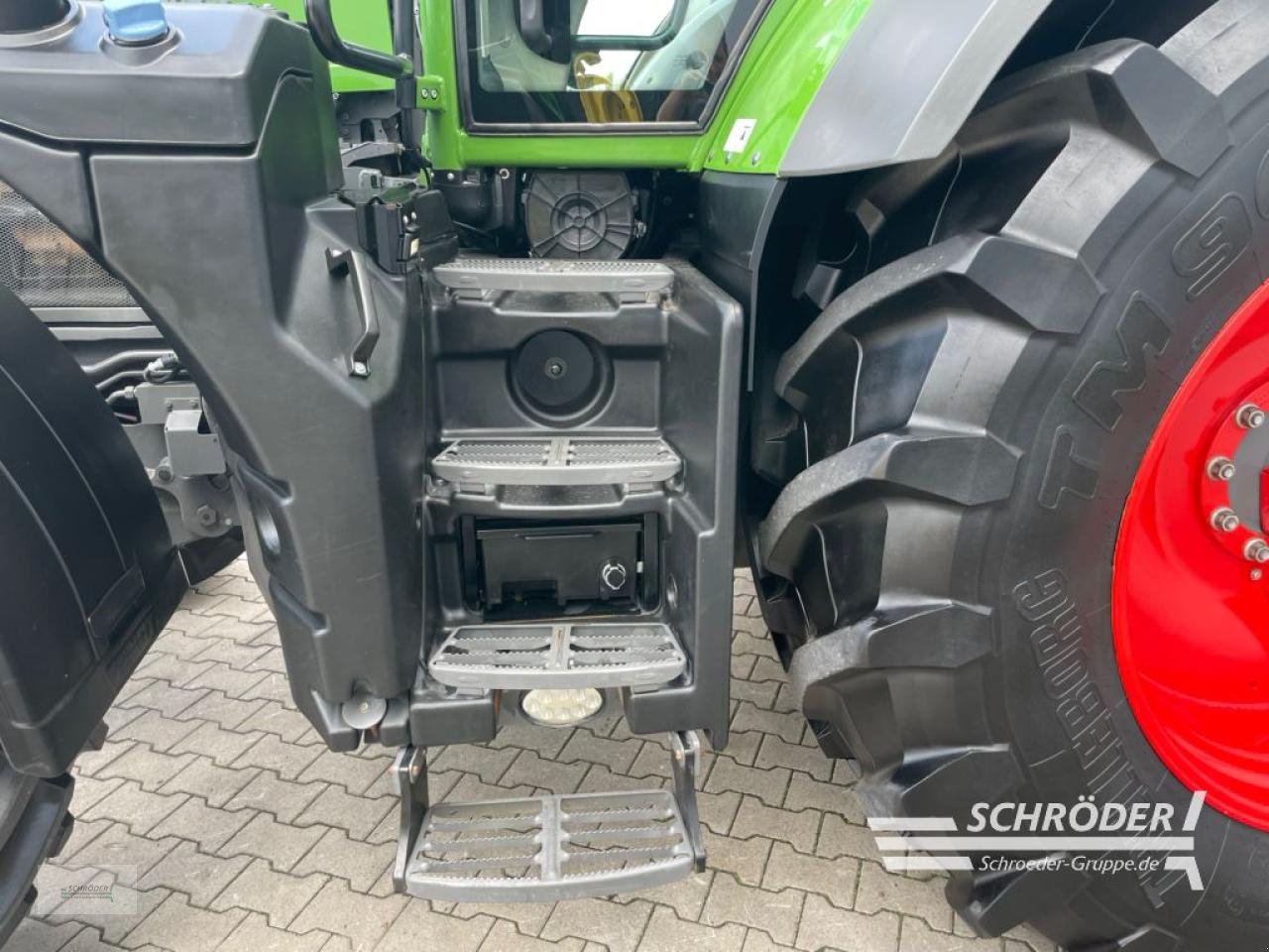 Traktor van het type Fendt 828 VARIO S4 PROFI PLUS, Gebrauchtmaschine in Wildeshausen (Foto 16)