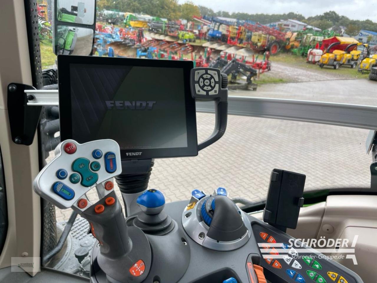 Traktor del tipo Fendt 828 VARIO S4 PROFI PLUS, Gebrauchtmaschine In Wildeshausen (Immagine 12)