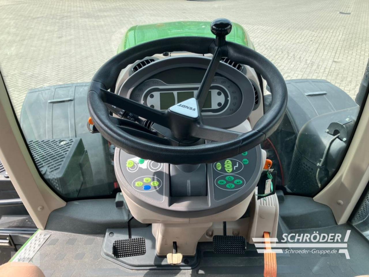 Traktor van het type Fendt 828 VARIO S4  PROFI PLUS, Gebrauchtmaschine in Twistringen (Foto 19)