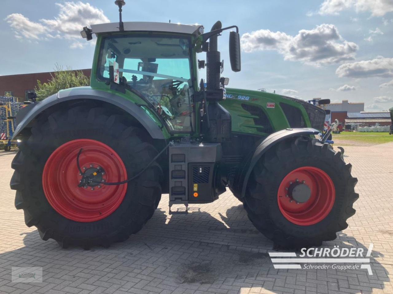 Traktor des Typs Fendt 828 VARIO S4  PROFI PLUS, Gebrauchtmaschine in Twistringen (Bild 2)