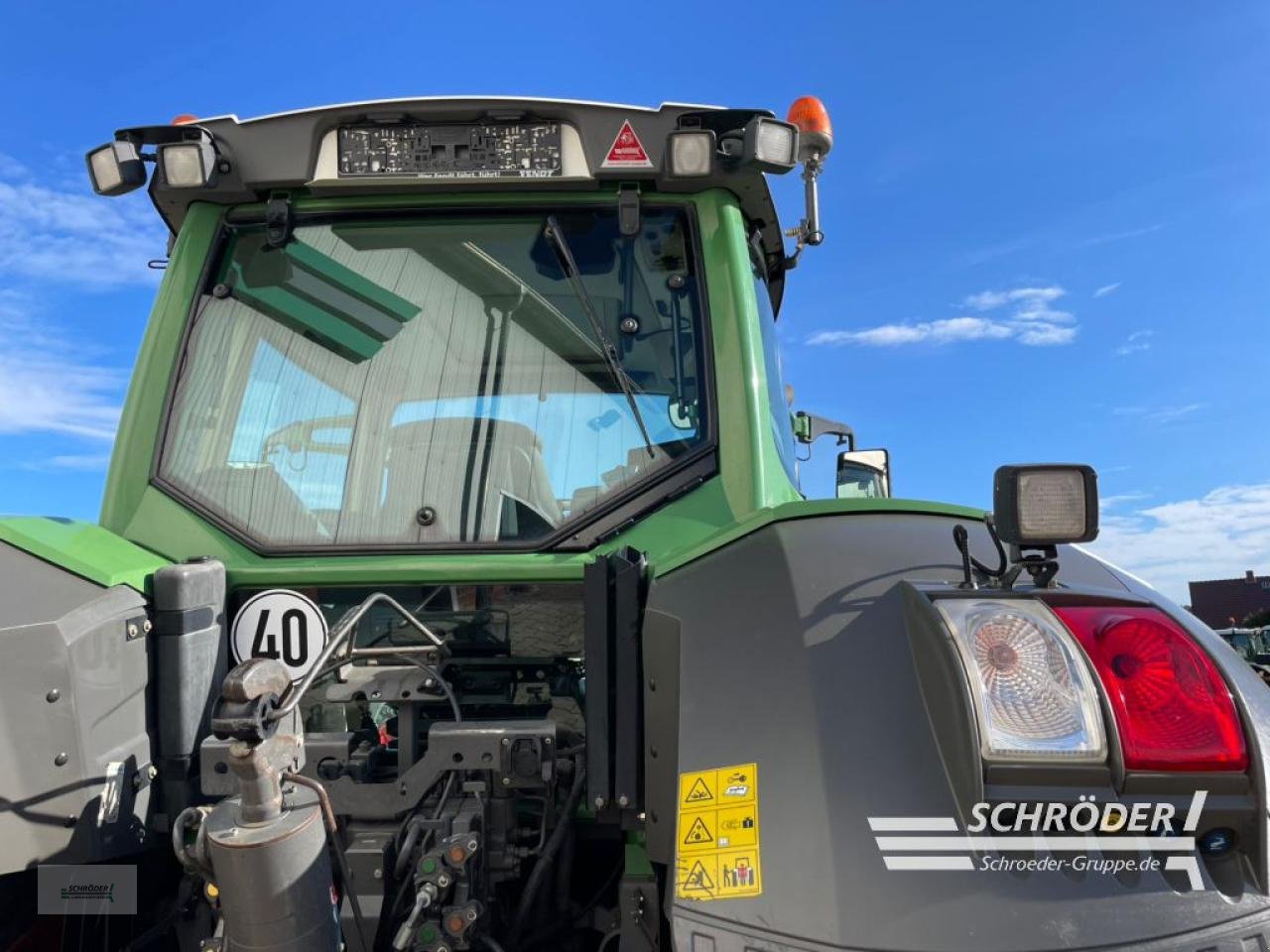 Traktor van het type Fendt 828 VARIO S4 PROFI PLUS, Gebrauchtmaschine in Völkersen (Foto 13)