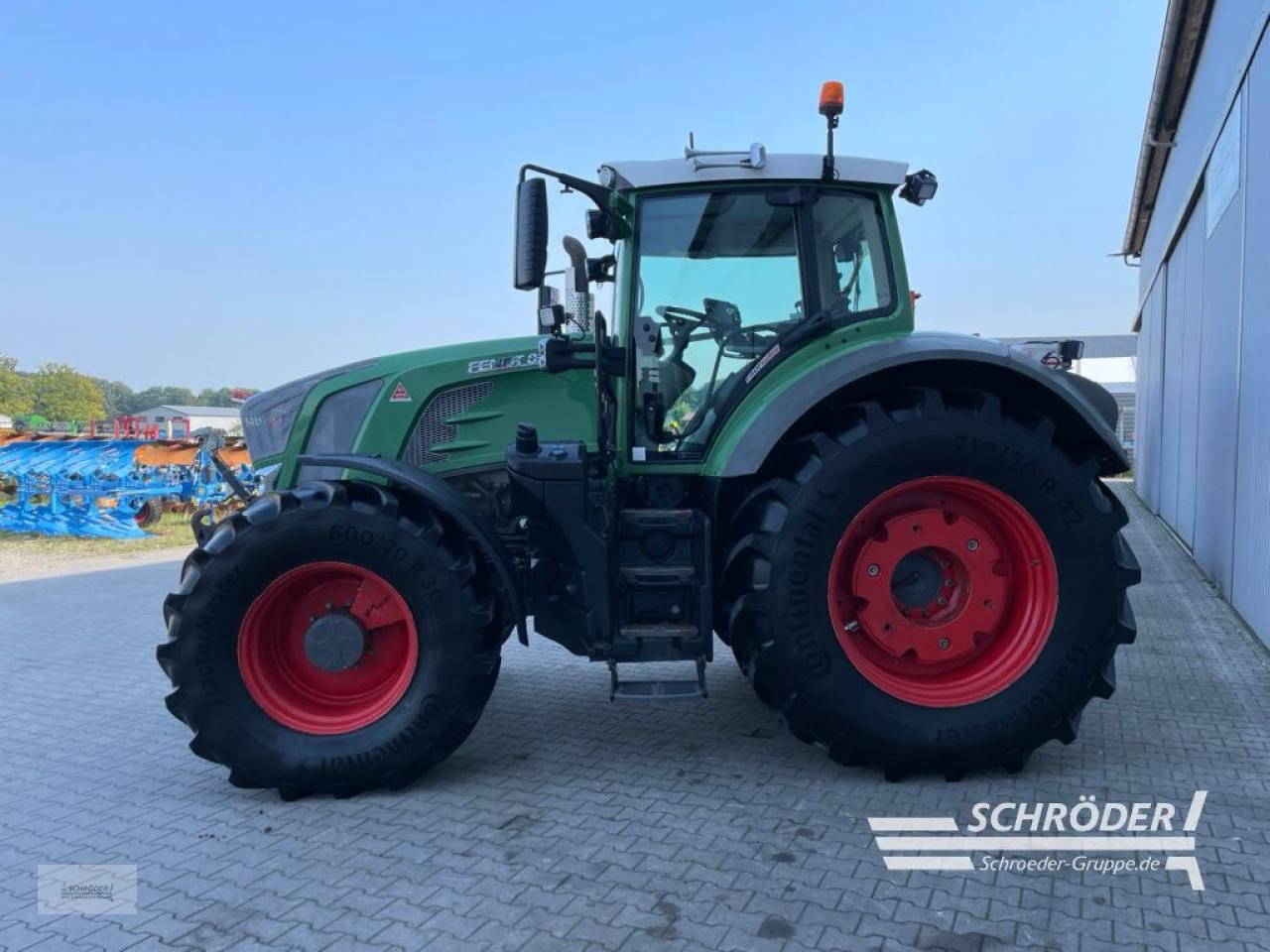 Traktor des Typs Fendt 828 VARIO S4 PROFI PLUS, Gebrauchtmaschine in Wildeshausen (Bild 4)