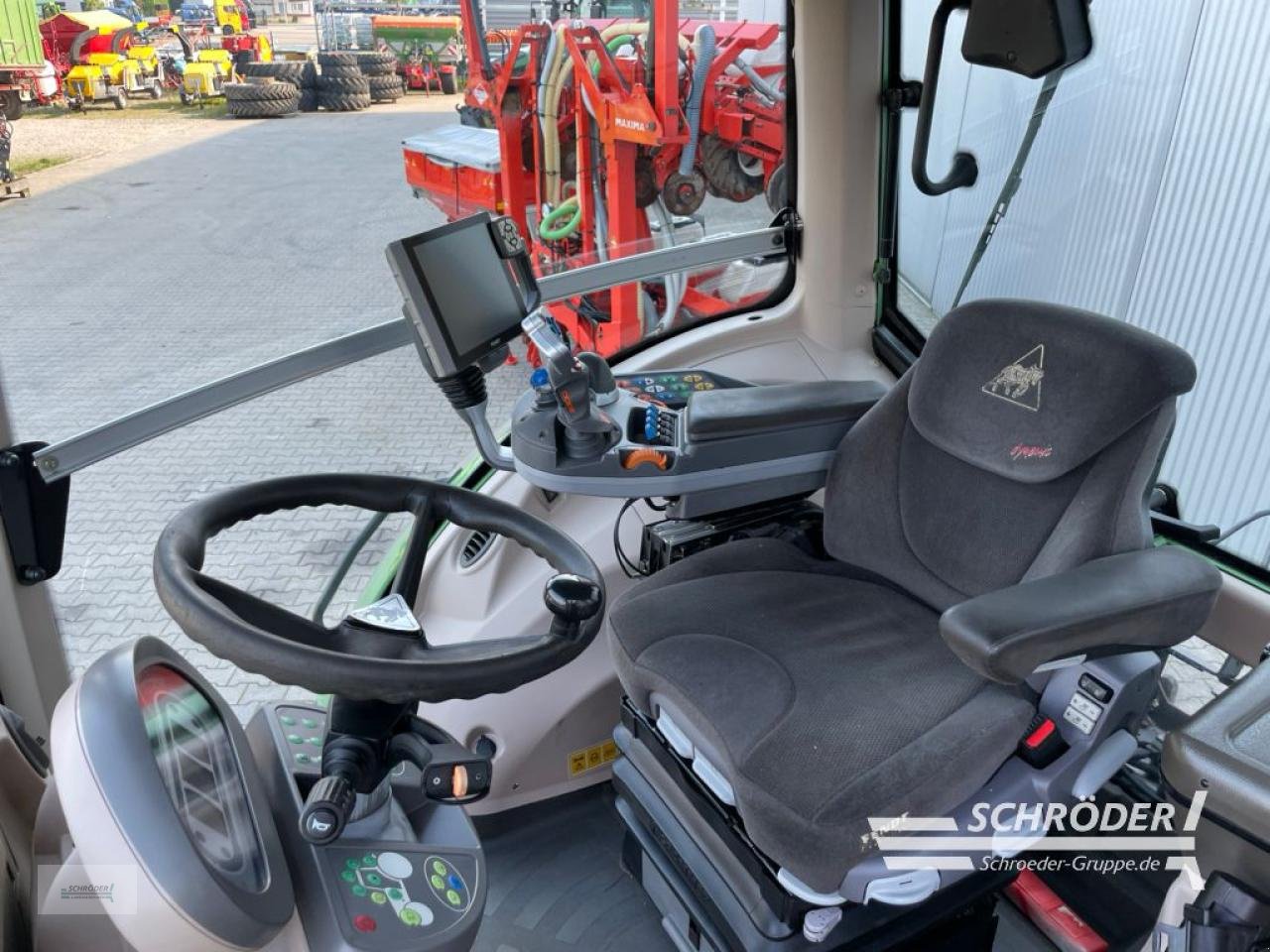 Traktor del tipo Fendt 828 VARIO S4 PROFI PLUS, Gebrauchtmaschine In Wildeshausen (Immagine 11)