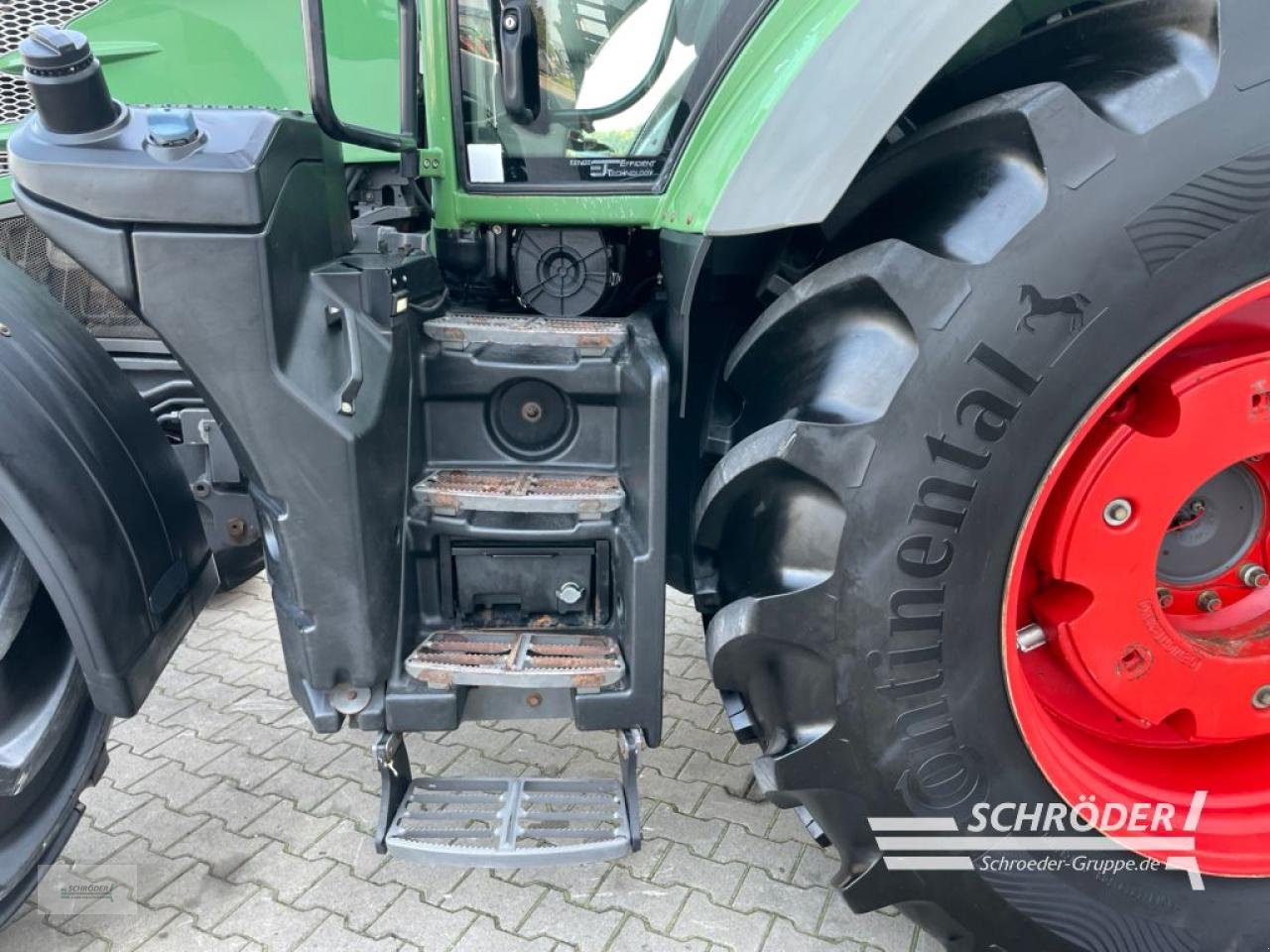 Traktor typu Fendt 828 VARIO S4 PROFI PLUS, Gebrauchtmaschine w Wildeshausen (Zdjęcie 16)