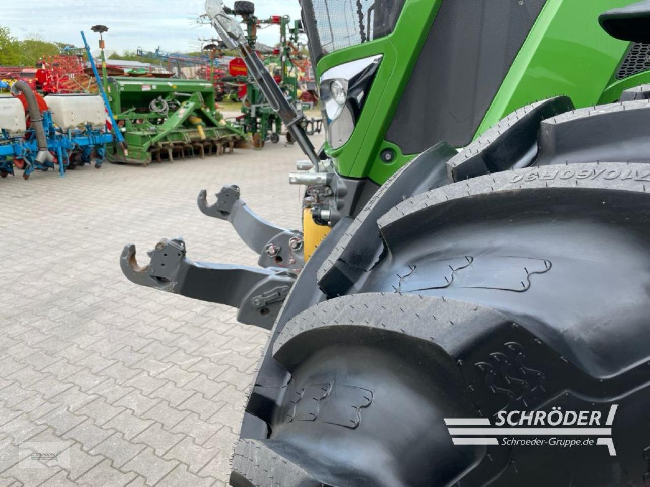 Traktor typu Fendt 828 VARIO S4 PROFI PLUS, Gebrauchtmaschine w Westerstede (Zdjęcie 15)