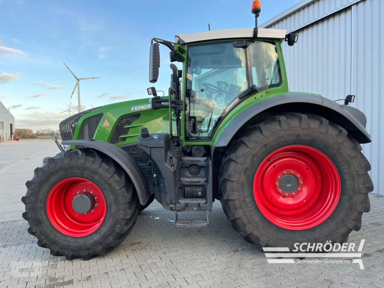 Traktor a típus Fendt 828 VARIO S4 PROFI PLUS, Gebrauchtmaschine ekkor: Scharrel (Kép 4)