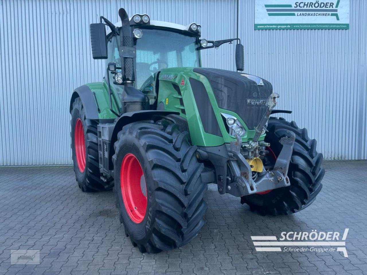 Traktor van het type Fendt 828 VARIO S4 PROFI PLUS, Gebrauchtmaschine in Wildeshausen (Foto 1)