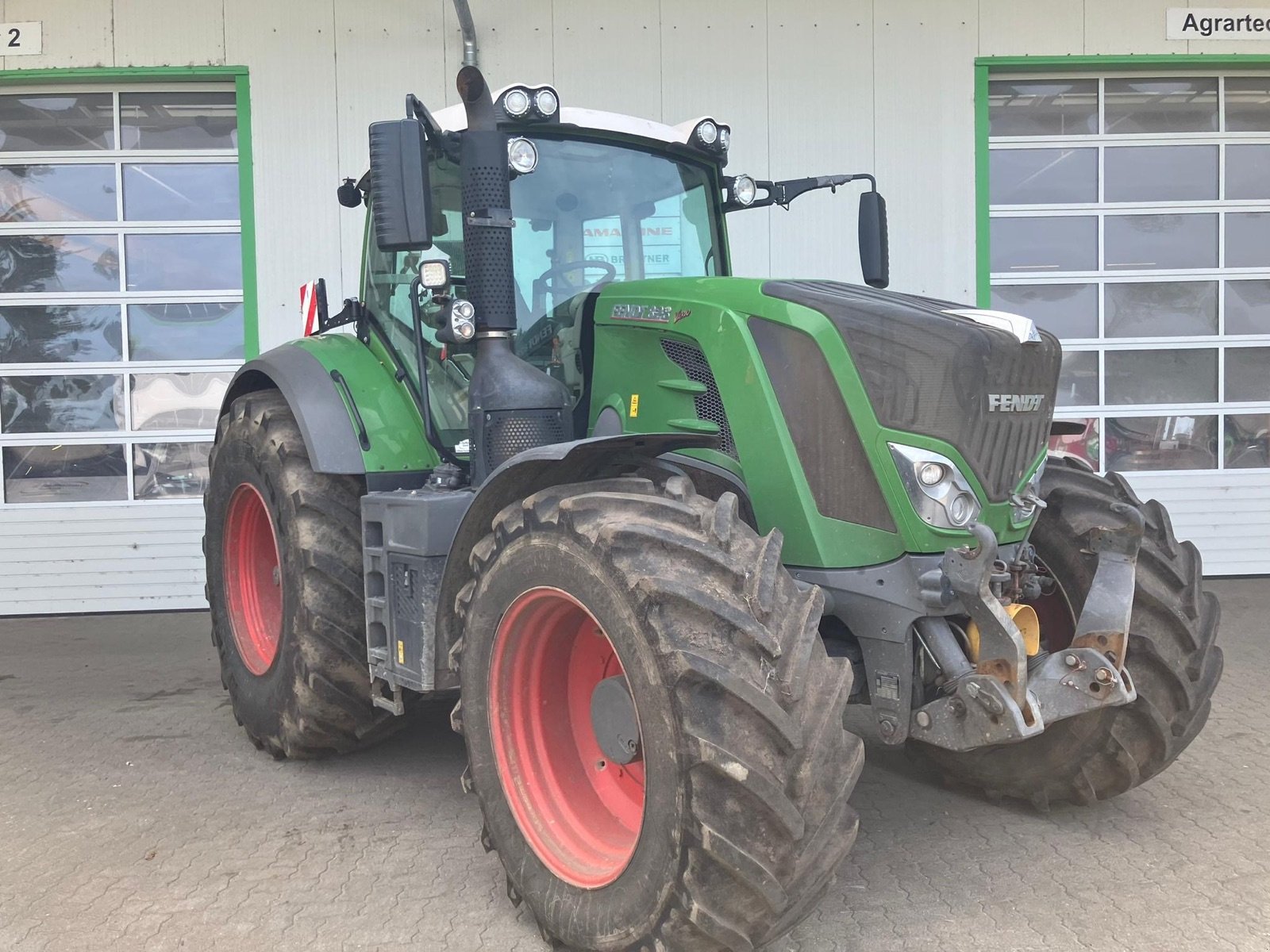 Traktor tip Fendt 828 Vario S4 Profi Plus, Gebrauchtmaschine in Bützow (Poză 1)