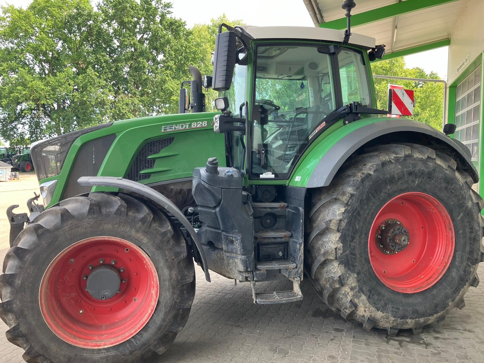 Traktor del tipo Fendt 828 Vario S4 Profi Plus, Gebrauchtmaschine en Bützow (Imagen 7)