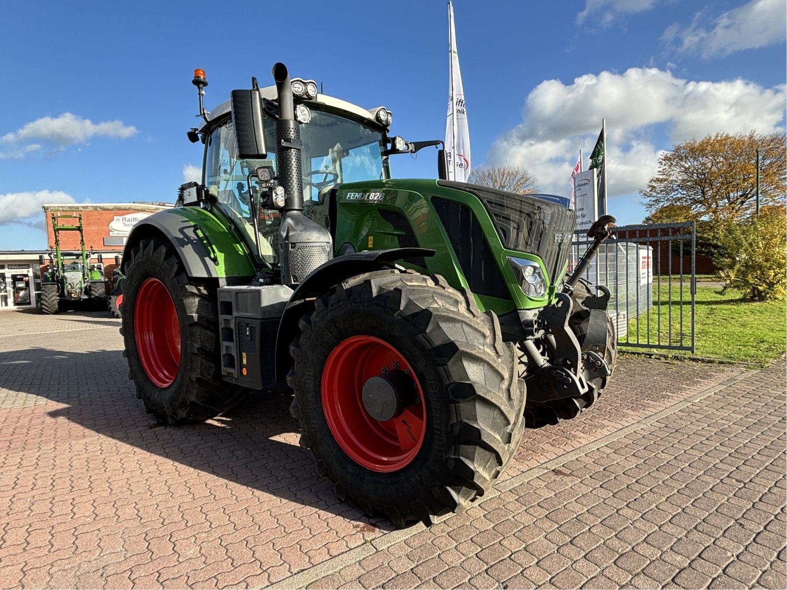 Traktor του τύπου Fendt 828 Vario S4 Profi Plus, Gebrauchtmaschine σε Bad Oldesloe (Φωτογραφία 1)