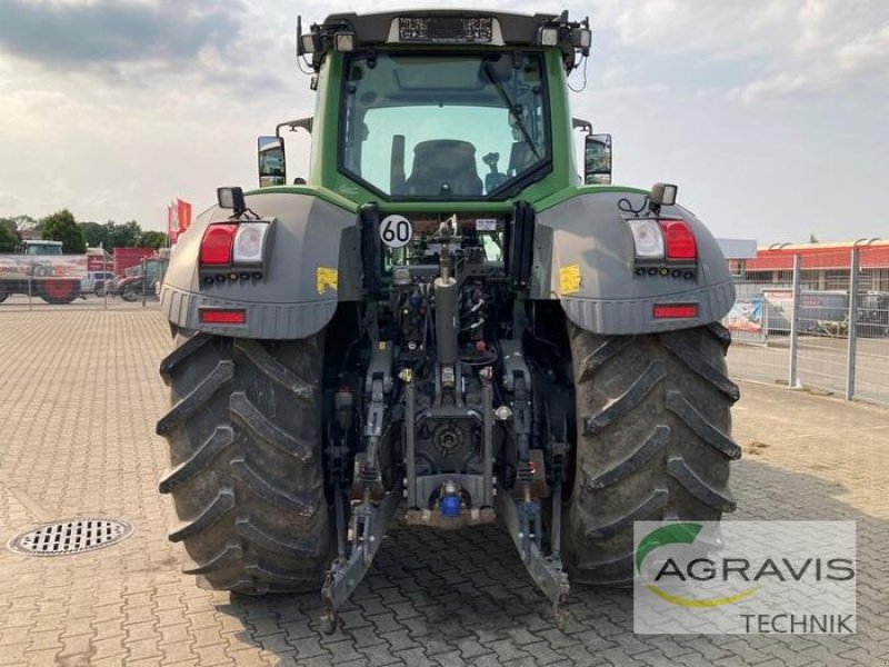 Traktor of the type Fendt 828 VARIO S4 PROFI, Gebrauchtmaschine in Olfen  (Picture 12)