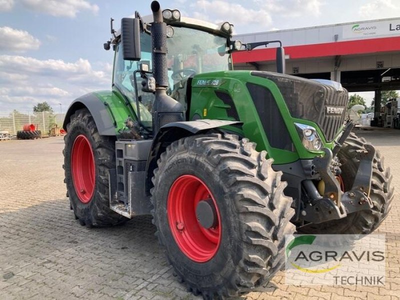 Traktor of the type Fendt 828 VARIO S4 PROFI, Gebrauchtmaschine in Olfen  (Picture 2)