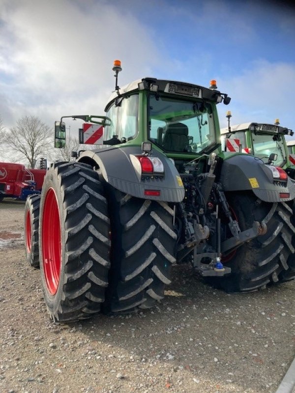 Traktor от тип Fendt 828 Vario S4 ProfiPlus, Gebrauchtmaschine в Lohe-Rickelshof (Снимка 4)