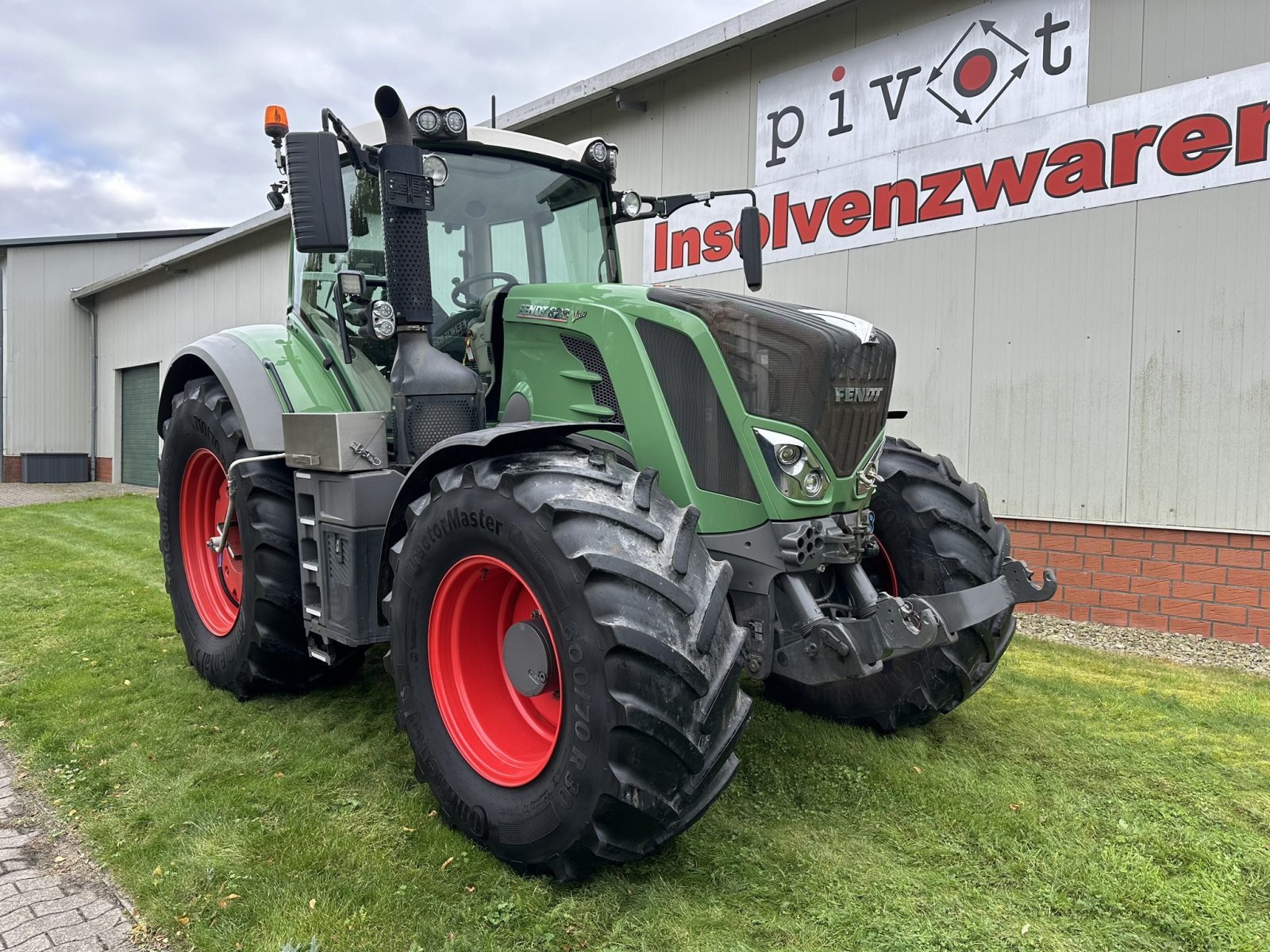 Traktor typu Fendt 828 Vario S4 ProfiPlus, Gebrauchtmaschine v Wagenfeld (Obrázek 3)