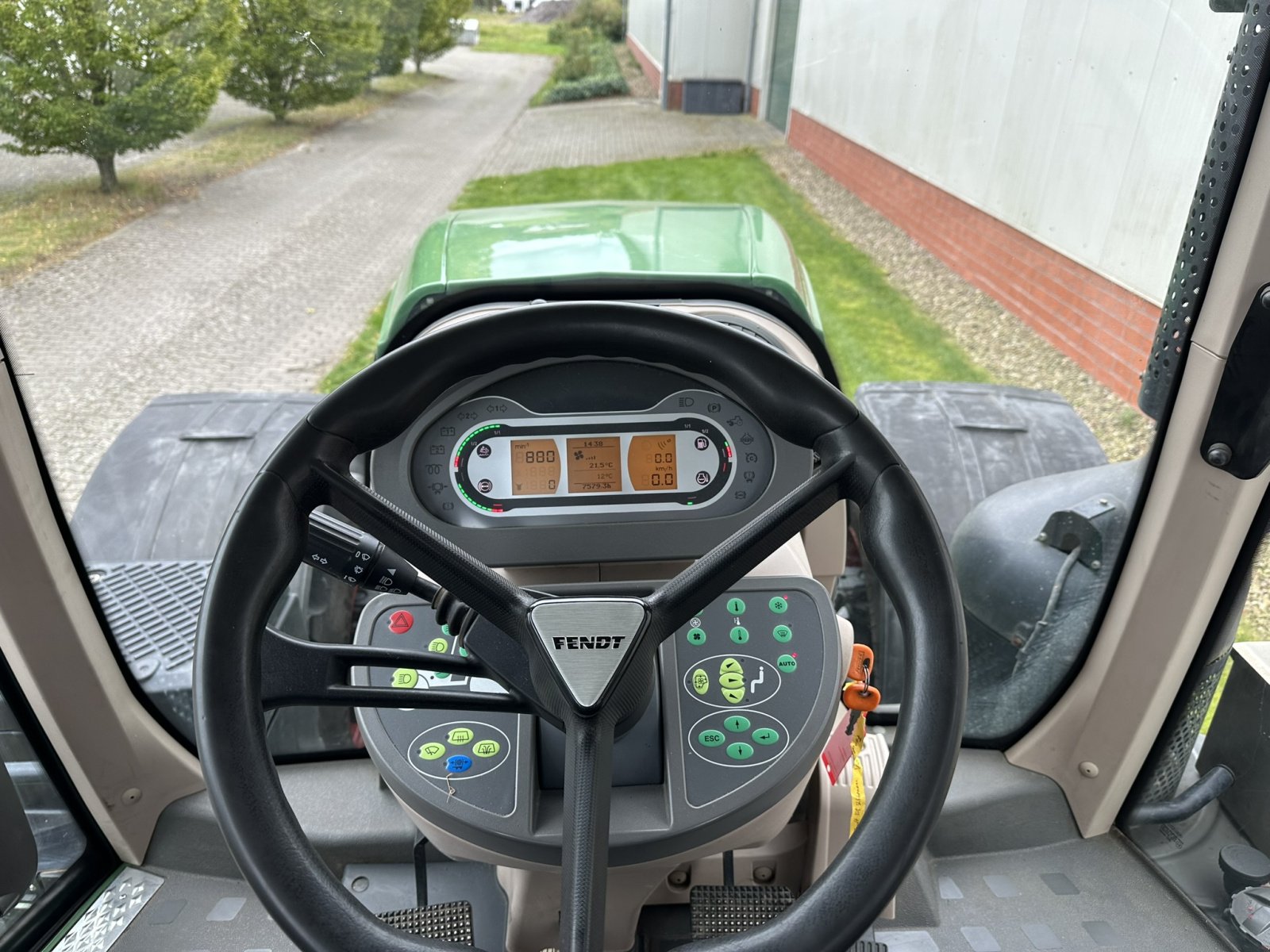 Traktor van het type Fendt 828 Vario S4 ProfiPlus, Gebrauchtmaschine in Wagenfeld (Foto 9)