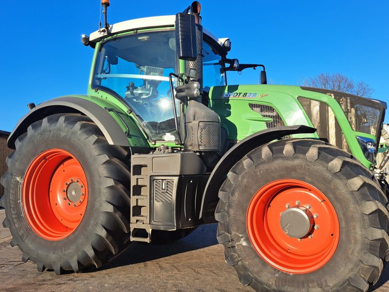 Traktor des Typs Fendt 828 Vario S4 ProfiPlus, Gebrauchtmaschine in Tirschenreuth (Bild 1)