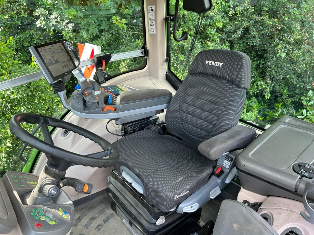 Traktor des Typs Fendt 828 Vario S4 ProfiPlus, Gebrauchtmaschine in Achterveld (Bild 11)