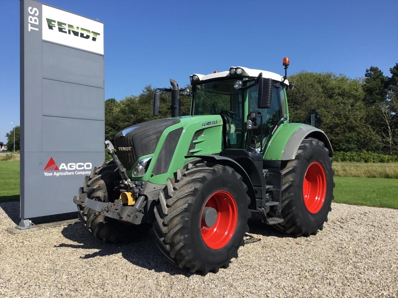 Traktor a típus Fendt 828 VARIO S4, Gebrauchtmaschine ekkor: Grindsted (Kép 2)