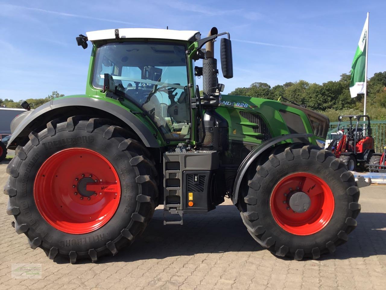 Traktor типа Fendt 828 Vario S4, Gebrauchtmaschine в Hess.Oldendorf (Фотография 1)