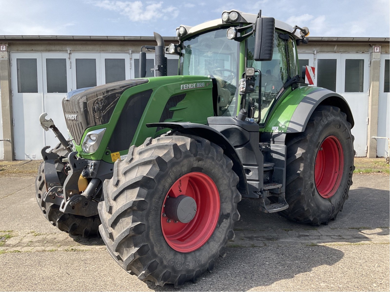 Traktor Türe ait Fendt 828 Vario S4, Gebrauchtmaschine içinde Bad Oldesloe (resim 1)