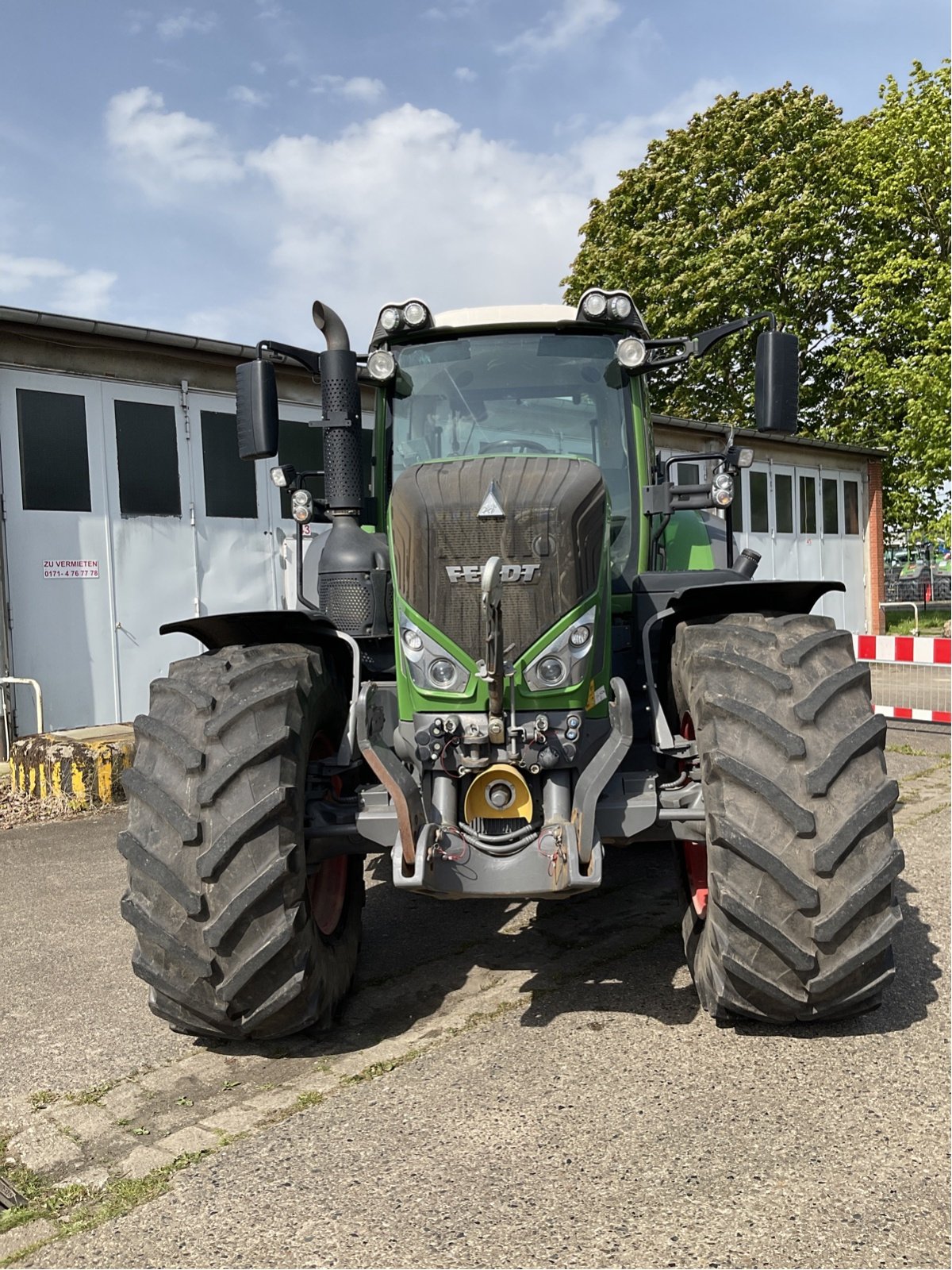 Traktor van het type Fendt 828 Vario S4, Gebrauchtmaschine in Bad Oldesloe (Foto 3)