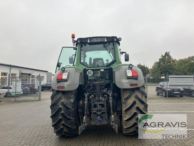 Traktor van het type Fendt 828 VARIO SCR PROFI PLUS, Gebrauchtmaschine in Königslutter (Foto 3)